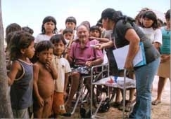 Mortes de pequenos amerndios acontecem por falta de assistncia mdica e condies sanitrias mnimas. Estado promete i