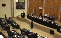 Presidncia e vice sero divulgadas na prxima sesso, na tera-feira (14). Com isso, as anlises de projetos so retoma