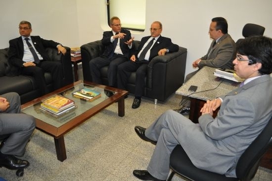 Taques recebe Digenes Curado, Djalma Beltrame e Randolfe Rodrigues