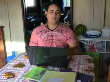 Hugo Leonardo perdeu a vis�o h� tr�s anos e vai fazer o Enem pela primera vez (Foto: Lauane Sena/G1)