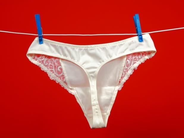 Mulheres com predisposio  infeces devem redobrar o cuidado com as calcinhas fio dental Foto: Getty Images