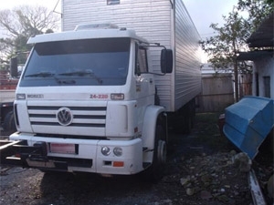Caminho foi roubado no bairro Novo Colorado, em Cuiab