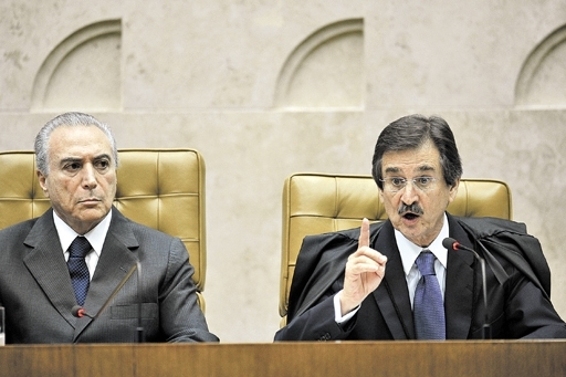 Ao lado deTemer, Peluso (D) saiu em defesa da Justia: 