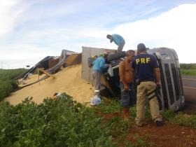Motorista do bi-trem sofreu leses leves