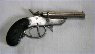 Adolescente de 17 anos levava garrucha calibre 38