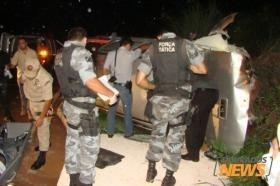 Veculo ficou completamente destrudo