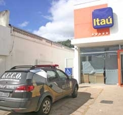 Ataques a caixas-eletrnicos: at agora ningum foi preso, deixando a populao apreensiva