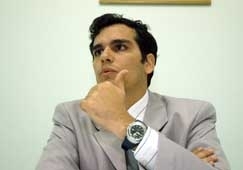 O vereador Domingos Svio (PMDB) promete recorrer com aes na Justia contra a concesso da Sanecap