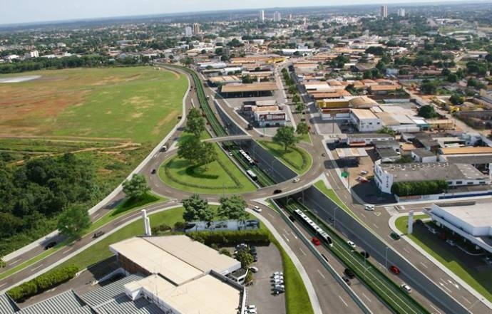 Concepo arquitetnica do sistema VLT na regio da Avenida da FEB, em Vrzea Grande