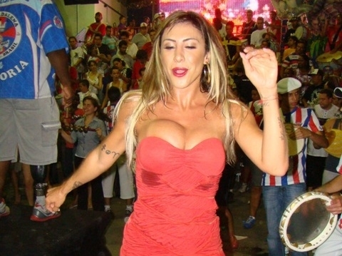 Jaque Khury no ensaio da P�rola Negra