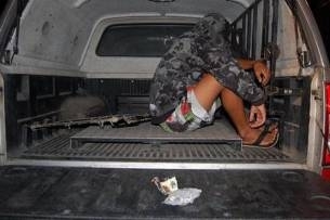 Menor foi detido e entregue aos pais; priso no foi em flagrante 