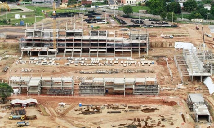 Canteiro de obras da Arena Pantanal, o estdio de Cuiab para a Copa de 2014