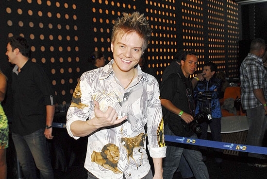 O cantor sertanejo Michel Tel�, que teve o v�deo mais visto de 2011 na Espanha