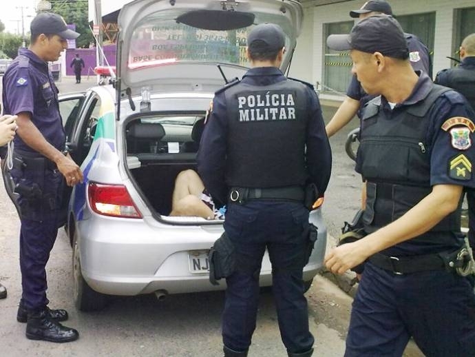 H tempos, a Polcia vem investiando onde de assalto e roubos no bairro Bosque da Sade