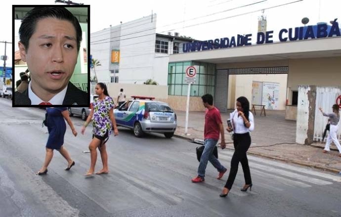 Procurador Gustavo Nogami (destaque), do MPF, pede investigao na Universidade de Cuiab