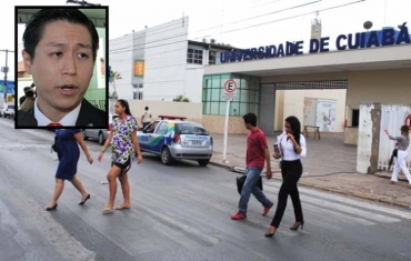 Procurador Gustavo Nogami (destaque), do MPF, pede investigao na Universidade de Cuiab 