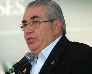 O prefeito Pedro Jos Philomeno foi preso suspeito de praticar fraudes em licitaes.