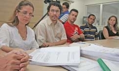 Membros do Conselho Municipal de Sade: eles dizem que as Organizaes Sociais de Sade ganham demais e atendem de menos