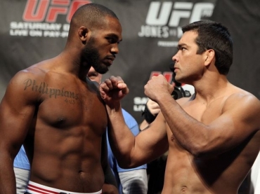 Jon Jones e Lyoto Machida entrar�o no oct�gono pelo cintur�o dos meio-pesados
