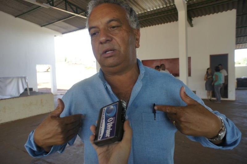 Israel Antunes Marques: Quem mexe com poltica faz reunio direto