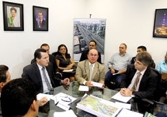 Governador Silval Barbosa convidou polticos e representantes dos rgos de controle externo para conhecerem proposta pa
