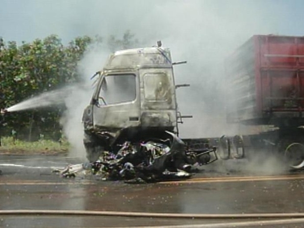 Acidente na Euclides da Cunha em Cosmorama mata uma pessoa.