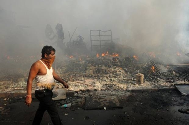 Fogo ocorreu em uma �rea comercial de Mumbai.