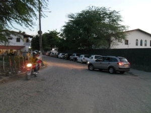 Segurana nas ruas ao redor da faculdade preocupa estudantes.
