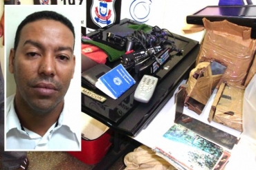 Damio, segundo a Polcia, ouvia msica enquanto a mulher era morta; produto do roubo  recuperado