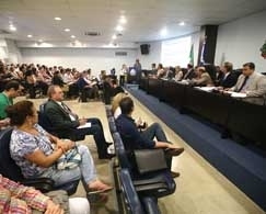A segunda e �ltima audi�ncia para discutir a LOA 2012 contou a participa��o de deputados, secret�rios e populares