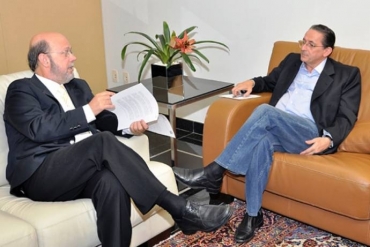 O desembargador Rubens de Oliveira e o prefeito Chico Galindo: parceria pela conciliao 