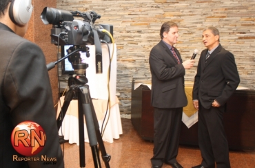 Neurilan Fraga concede entrevista a imprensa em Brasilia para falar das potencialidades de Nortel�ndia.