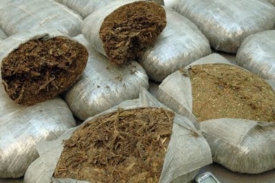 A maconha estava em uma das malas e seria levada para Porto Velho (RO)