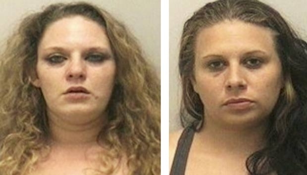 Regina Shiner e Christianne Taylor foram presas ap�s ato sexual no estacionamento.