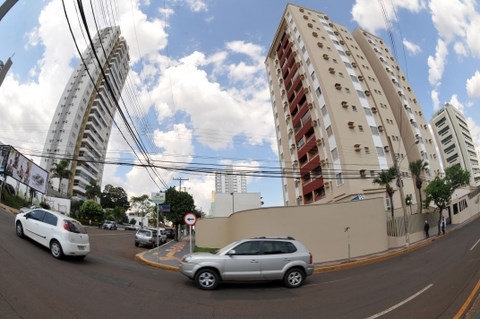 Treinamento  coordenado em cada edifcio por um militar palestrante e um vistoriador do Corpo de Bo