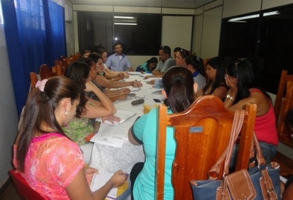Equipe da Educao se rene com diretores e coordenadores pedaggicos