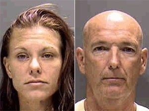 Whisper Morton e Wayne Withers foram presospor indec�ncia (Foto: Sarasota Police Departmen /Divulga��o)