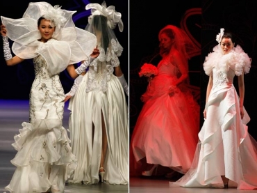 Modelos participaram neste sbado (29) de um desfile de vestidos de noiva em Pequim, na China. 