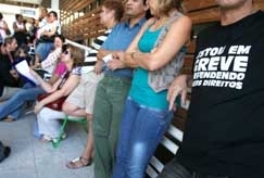 Para 5-feira est prevista passeata na avenida do CPA, em Cuiab