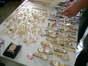 Os bandidos j sabiam que o homem vendia joias, em Vrzea Grande