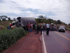 Acidente ocorreu prximo de Jaciara, na BR 364.