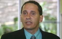 O ex-prefeito de Barra do Garas, Zzimo Chaparral (PCdoB), est sendo acusado de cometer improbidade administrativa