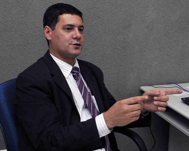 Delegado Jo�o Belo explica detalhes do caso