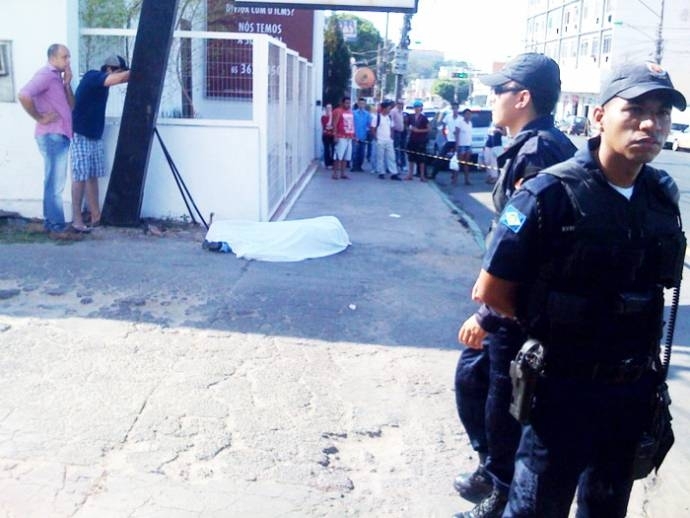 A execuo do empresrio Luiz Antonio Santos, em frente ao Anglo, est entre 38 casos de homicdio