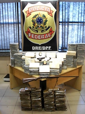 No decorrer da investigao foram apreendidos, aproximadamente, 390 kg de cocana