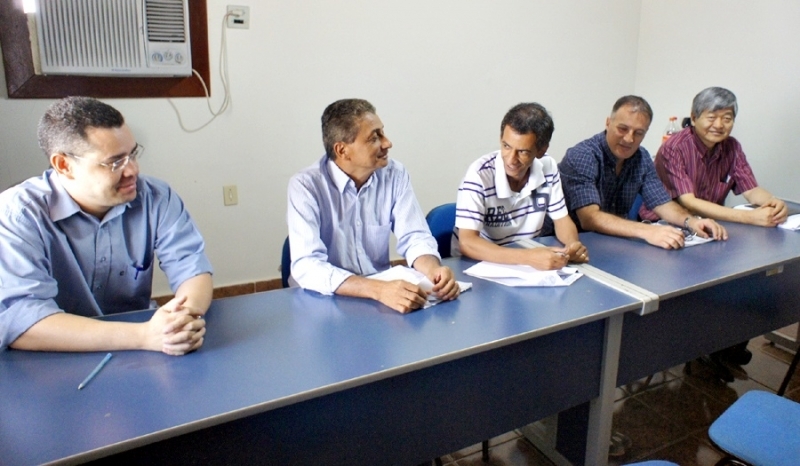 Prefeitos durante reunio do Consrcio Intermunicipal de Sade em Diamantino