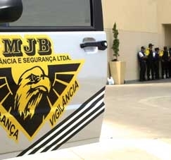 Vigilantes devem assumir papel desempenhado pela PM hoje nos estdios durante eventos do futebol