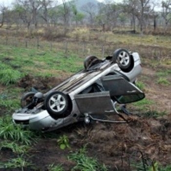 Condutor do Civic sofreu ferimentos graves
