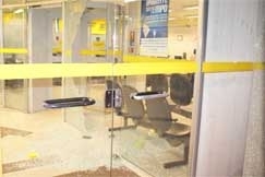 Desta vez, audcia de bandidos foi maior: mais de 1h em ao quando limparam at quem estava nas filas 