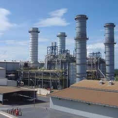 Depois de quatro anos entregue �s moscas a usina termel�trica M�rio Covas volta a funcionar